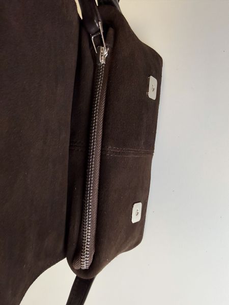 , Dark brown